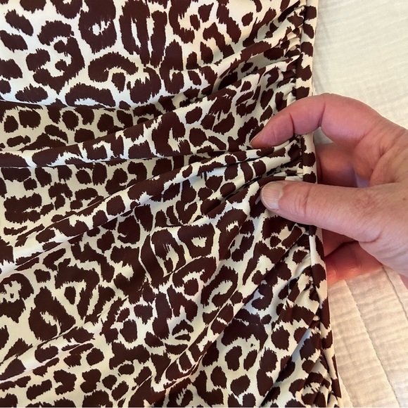 J. Crew Ruched Bandeau Leopard Print One Piece Swimsuit. Size 24. - Picture 6 of 14